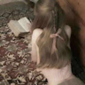 Meet your Posher, Rose